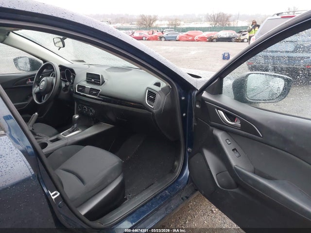 JM1BM1T74E1156801 Mazda Mazda3 I Sv