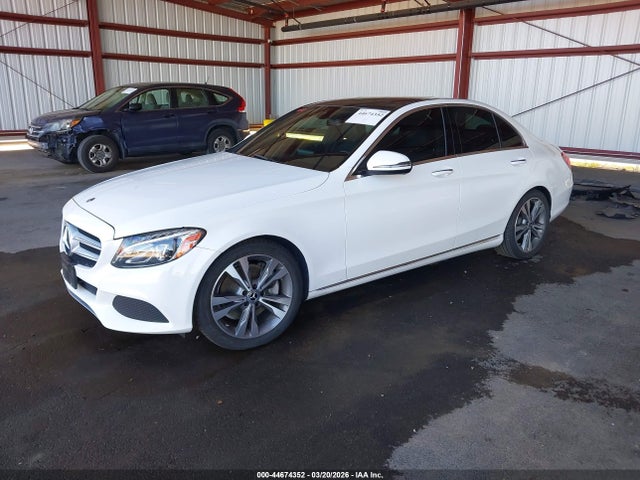55SWF4JB2JU234996 Mercedes-Benz C 300
