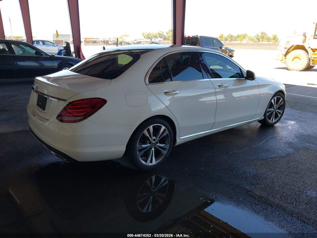 55SWF4JB2JU234996 Mercedes-Benz C 300