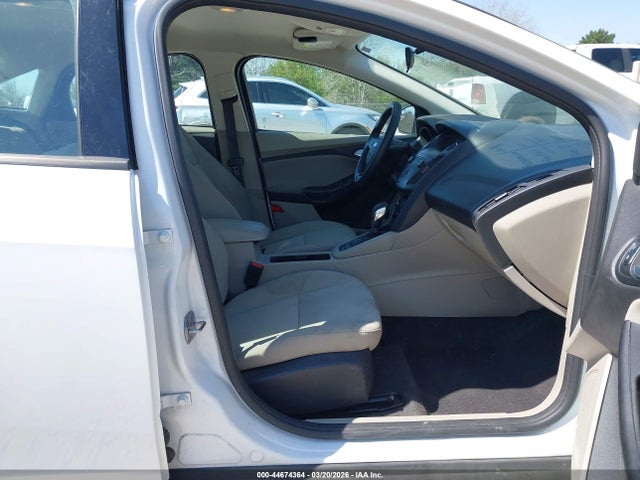 2018 FORD FOCUS 1FADP3F2XJL265604 Photo 4