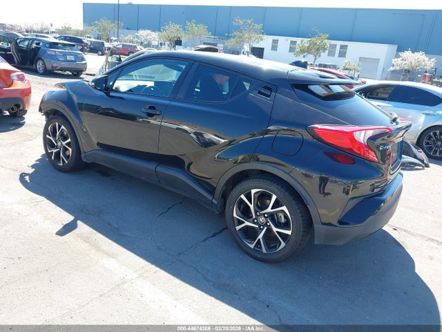 Toyota C-HR XLE 2021 NMTKHMBX3MR130987 Image 3