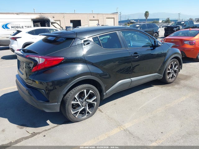 Toyota C-HR XLE 2021 NMTKHMBX3MR130987 Image 4
