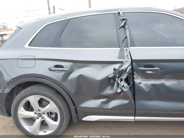 44674394 :رقم المزاد ، WA1EAAFY6N2050381 vin ، 2022 Audi Q5 Premium Plus 45 Tfsi S Line Quattro S Tronic مزاد بيع
