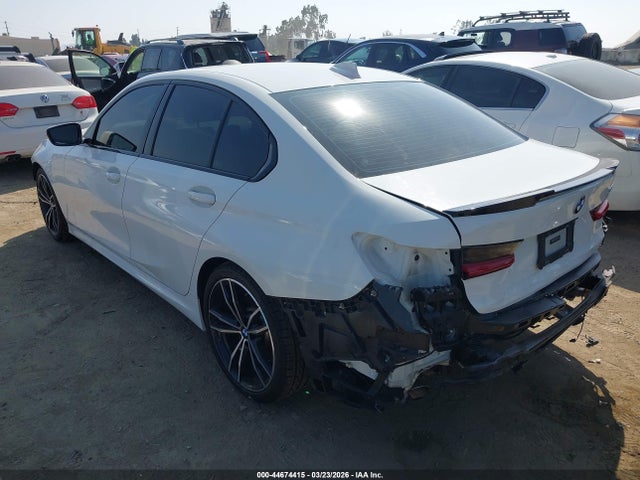 3MW5R1J03M8B51066 BMW 330I