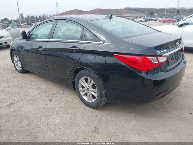 Продажа на аукционе авто 2011 Hyundai Sonata Gls, vin: 5NPEB4ACXBH161235, номер лота: 44674418