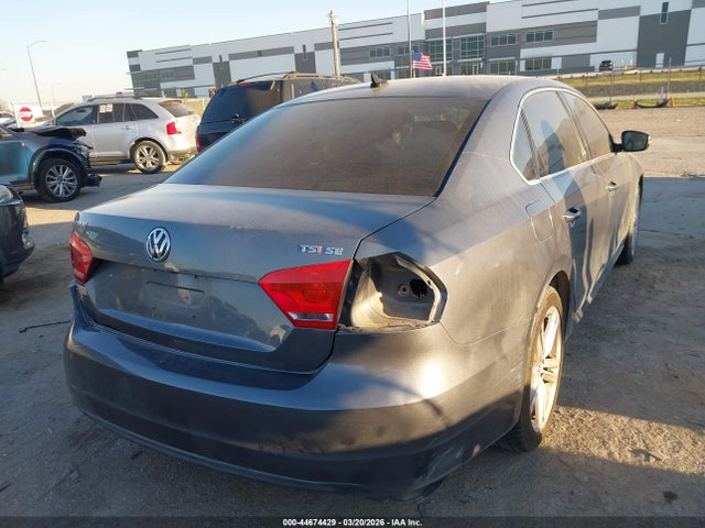 44674429 :رقم المزاد ، 1VWBT7A31EC050989 vin ، 2014 Volkswagen Passat 1.8t Se مزاد بيع