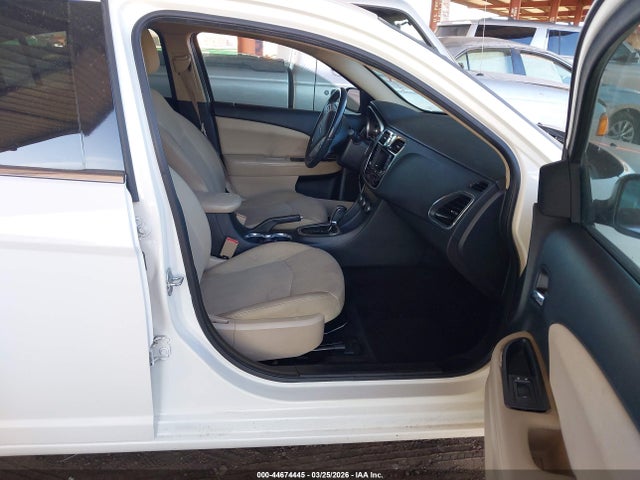 Продаж на аукціоні авто 2011 Chrysler 200 Touring, vin: 1C3BC1FG2BN504733, номер лоту: 44674445