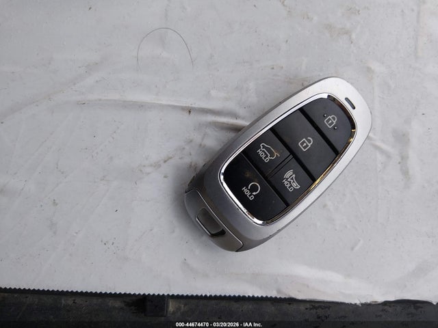 5NMS24AJ1PH573033 Hyundai Santa Fe Sel