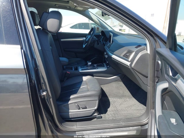 WA1BNAFY1J2055392 Audi Q5 2.0t Premium/2.0t Tech Premium