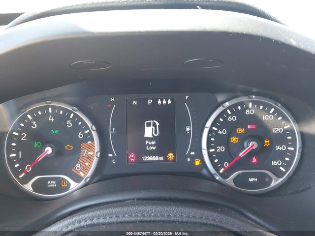 ZACNJABB5KPK37939 Jeep Renegade Latitude Fwd
