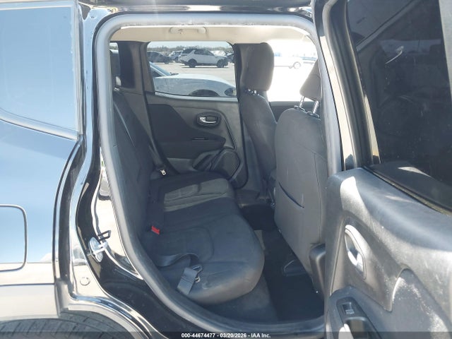 ZACNJABB5KPK37939 Jeep Renegade Latitude Fwd