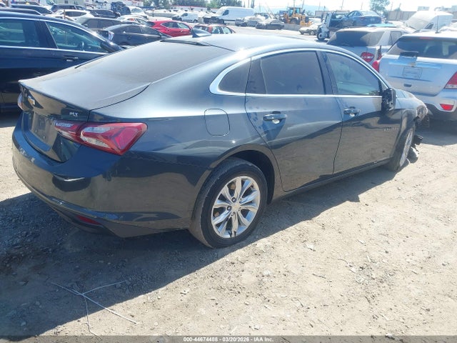 1G1ZD5ST2MF034999 Chevrolet Malibu Fwd Lt