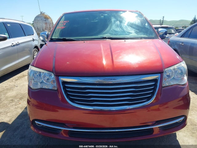2015 Chrysler Town & Country Touring-l მანქანა იყიდება აუქციონზე, vin: 2C4RC1CG1FR656896, აუქციონის ნომერი: 44674496