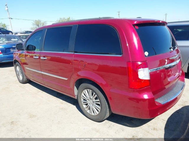 2015 Chrysler Town & Country Touring-l მანქანა იყიდება აუქციონზე, vin: 2C4RC1CG1FR656896, აუქციონის ნომერი: 44674496