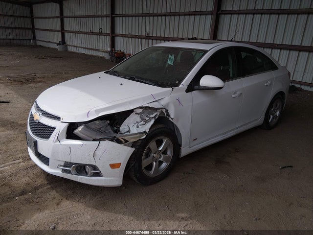 Chevrolet Cruze 1lt Auto 2014 1G1PC5SB1E7477299 Image 2