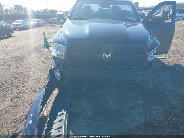 44674501 :رقم المزاد ، 1C6RR7FT7GS282313 vin ، 2016 Ram 1500 Express مزاد بيع