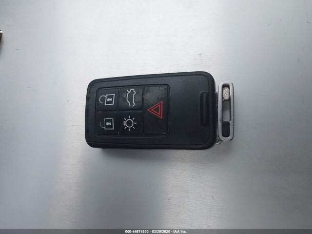 2010 VOLVO XC60 YV4992DZXA2101583 Photo 10