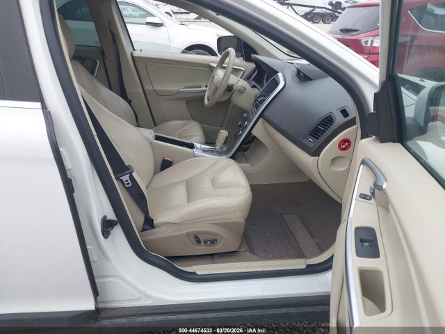 2010 VOLVO XC60 YV4992DZXA2101583 Photo 4