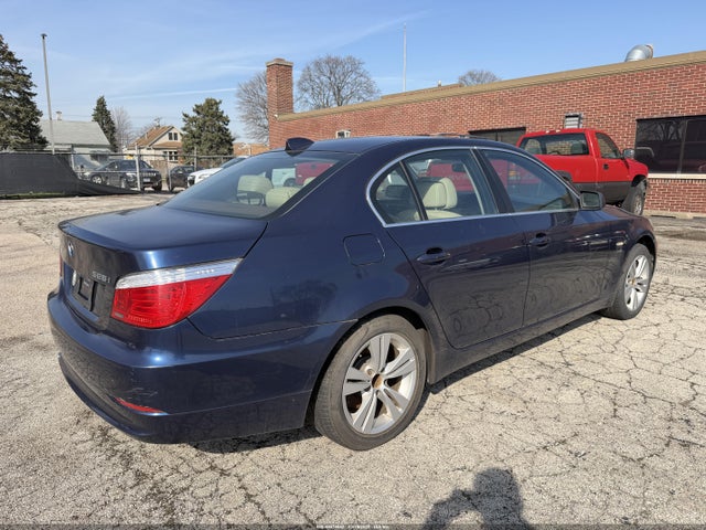 2010 BMW 528I WBANV1C55AC158240 Photo 3