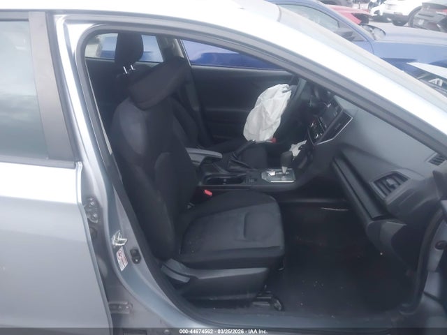 44674562 :رقم المزاد ، 4S3GTAB63H3741136 vin ، 2017 Subaru Impreza Premium مزاد بيع