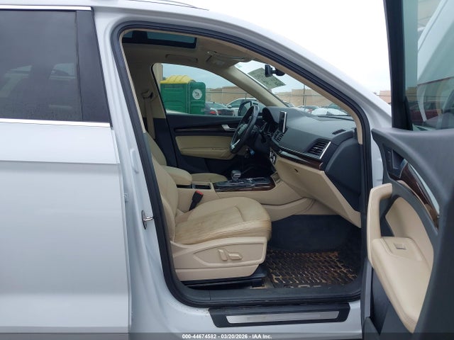44674582 :رقم المزاد ، WA1BNAFY6K2072903 vin ، 2019 Audi Q5 45 Premium مزاد بيع
