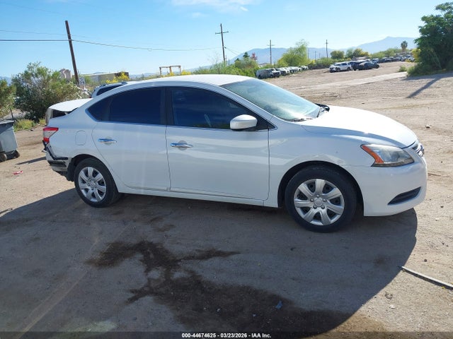 3N1AB7AP3EY327995 Nissan SENTRA SV