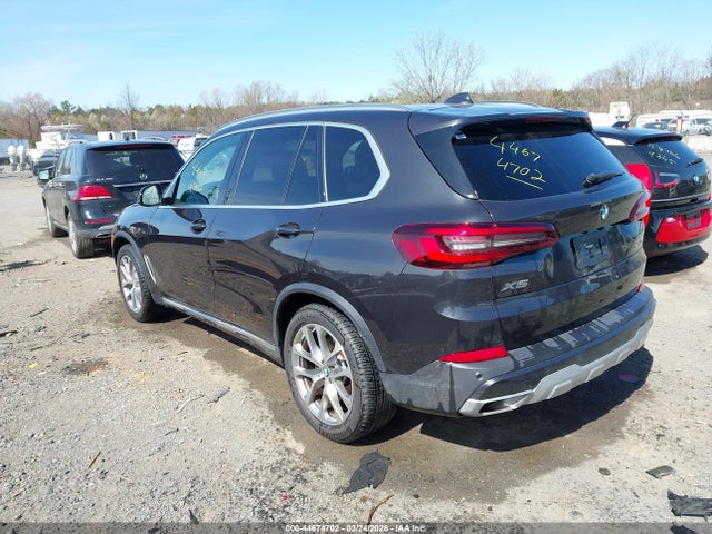 2023 BMW X5 5UXCR6C02P9R15891 Photo 2