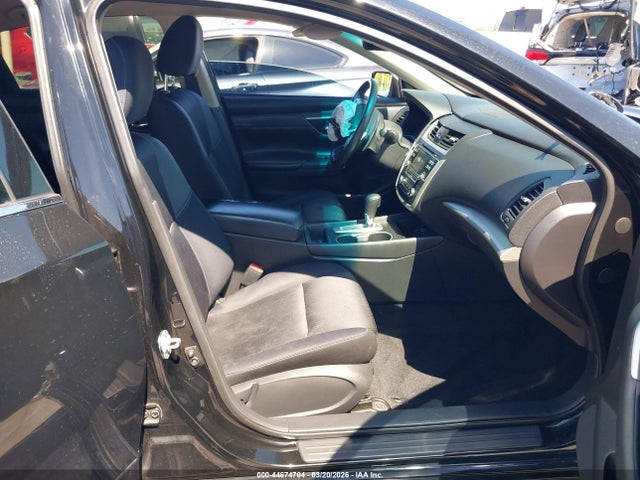 1N4AL3AP3HN304288 Nissan Altima 2.5 Sr