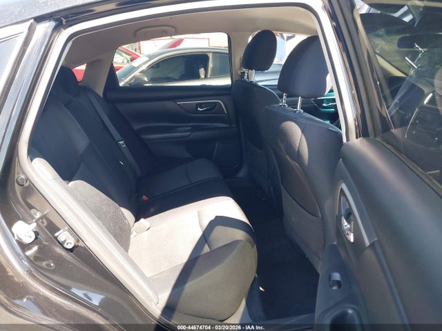 1N4AL3AP3HN304288 Nissan Altima 2.5 Sr
