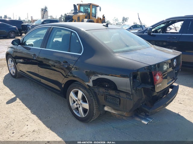 2008 Volkswagen Jetta Se/sel მანქანა იყიდება აუქციონზე, vin: 3VWRM71K98M124052, აუქციონის ნომერი: 44674709
