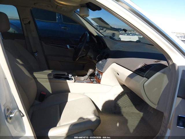 2010 Mercedes-benz C 300 Sport მანქანა იყიდება აუქციონზე, vin: WDDGF5EB3AF373543, აუქციონის ნომერი: 44674713