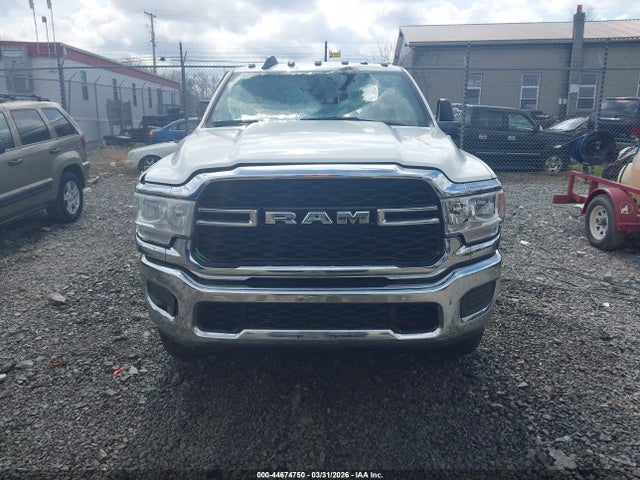 Продажа на аукционе авто 2024 Ram 2500 Tradesman  4x4 6'4 Box, vin: 3C6UR5CJ2RG305461, номер лота: 44674750