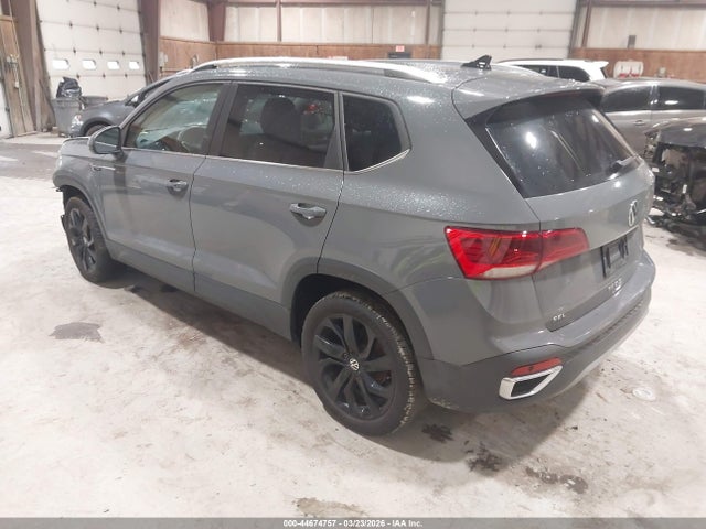 Продажа на аукционе авто 2022 Volkswagen Taos 1.5t Sel, vin: 3VV1X7B27NM003832, номер лота: 44674757