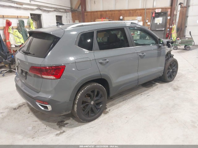 Продажа на аукционе авто 2022 Volkswagen Taos 1.5t Sel, vin: 3VV1X7B27NM003832, номер лота: 44674757