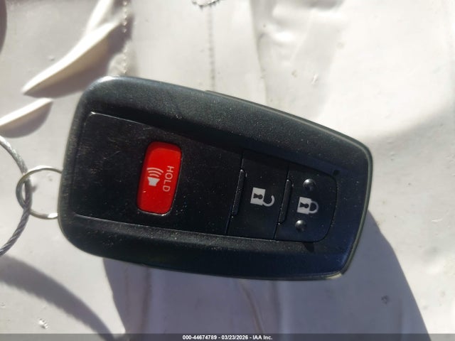 2018 TOYOTA PRIUS JTDKBRFU8J3073246 Photo 10