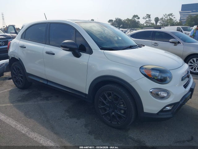 2017 FIAT 500X ZFBCFXCB9HP611460