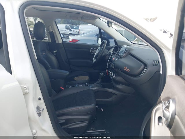 2017 FIAT 500X ZFBCFXCB9HP611460 Photo 4