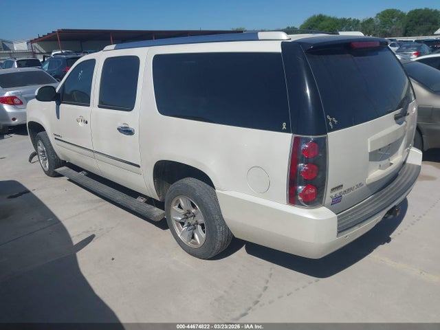 2010 Gmc Yukon Xl 1500 Denali მანქანა იყიდება აუქციონზე, vin: 1GKUCMEF3AR205181, აუქციონის ნომერი: 44674822