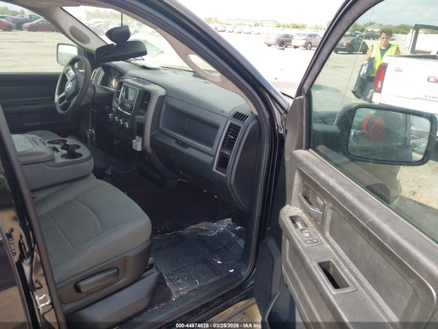 Aukcja sprzedaży 2020 Ram 1500 Classic Tradesman  4x4 6'4 Box, vin: 1C6RR7FT3LS110175, numer aukcji: 44674828