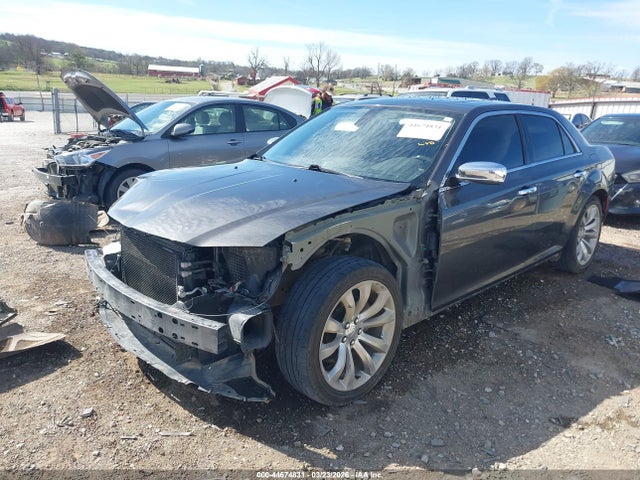 2019 Chrysler 300 Limited მანქანა იყიდება აუქციონზე, vin: 2C3CCAEG1KH533493, აუქციონის ნომერი: 44674831