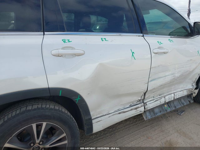 5TDKKRFH7GS182842 Toyota Highlander Xle V6