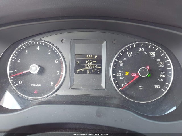 2014 Volkswagen Jetta 1.8t Se მანქანა იყიდება აუქციონზე, vin: 3VWD17AJ6EM400273, აუქციონის ნომერი: 44674850