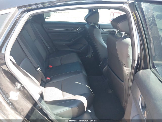 1HGCV3F27NA045660 Honda Accord Hybrid Sport