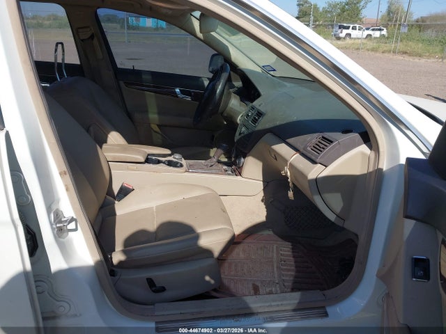 Продажа на аукционе авто 2009 Mercedes-benz C 300 Luxury/sport, vin: WDDGF54X69R048280, номер лота: 44674902