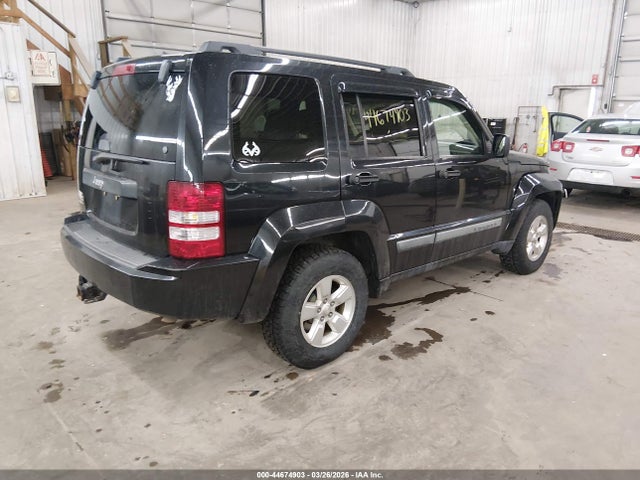 44674903 :رقم المزاد ، 1J4PN2GK0AW164179 vin ، 2010 Jeep Liberty Sport مزاد بيع