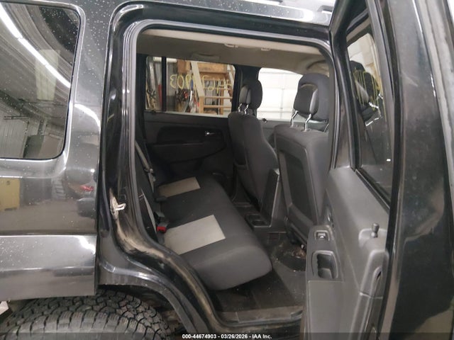 44674903 :رقم المزاد ، 1J4PN2GK0AW164179 vin ، 2010 Jeep Liberty Sport مزاد بيع