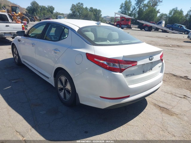 2013 Kia Optima Hybrid Lx მანქანა იყიდება აუქციონზე, vin: KNAGM4AD4D5059957, აუქციონის ნომერი: 44674931