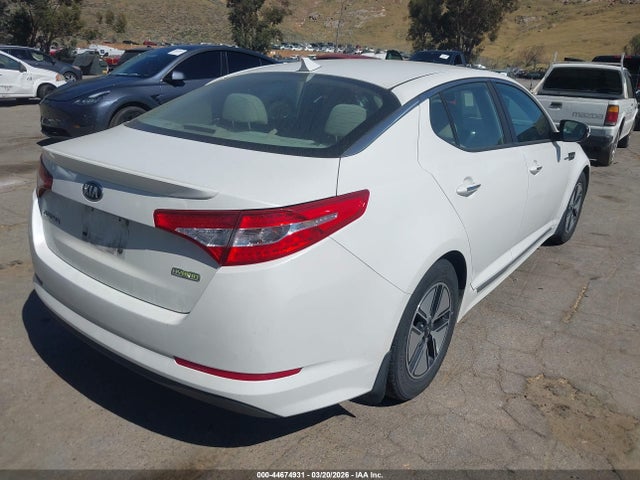 2013 Kia Optima Hybrid Lx მანქანა იყიდება აუქციონზე, vin: KNAGM4AD4D5059957, აუქციონის ნომერი: 44674931