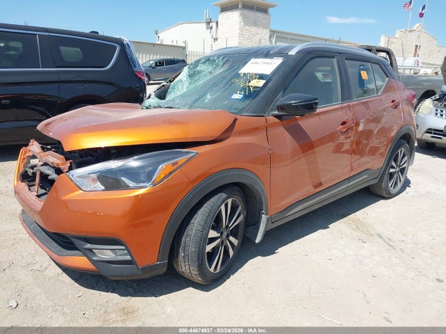 Nissan KICKS SR 2019 3N1CP5CU3KL566957 Image 2