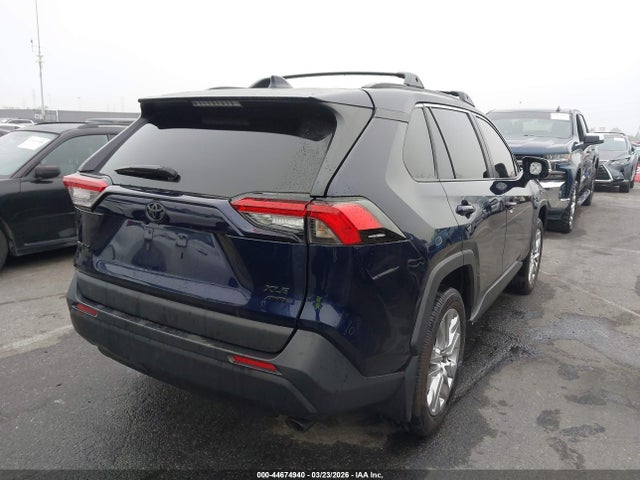 2T3A1RFV0SW513594 Toyota Rav4 Xle Premium